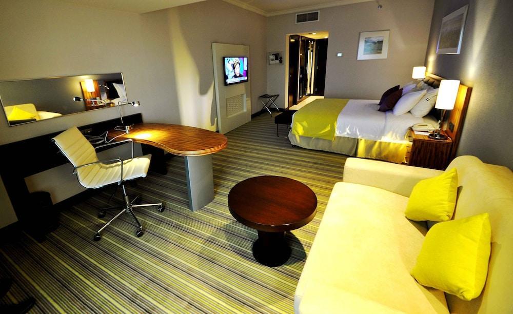 Holiday Inn Al Salam Джеда Екстериор снимка
