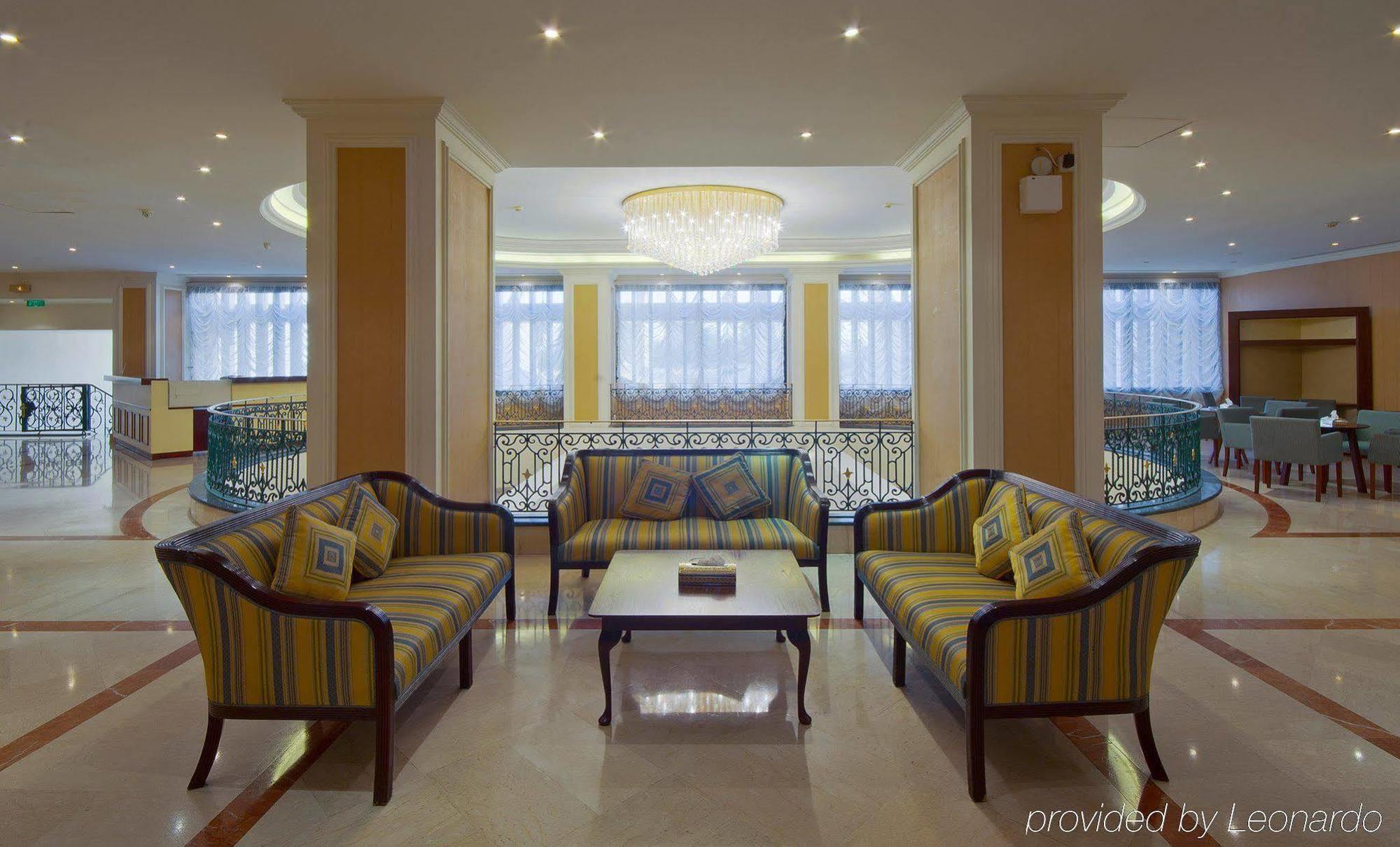 Holiday Inn Al Salam Джеда Интериор снимка