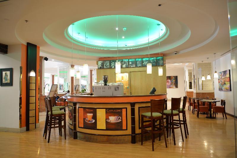 Holiday Inn Al Salam Джеда Екстериор снимка
