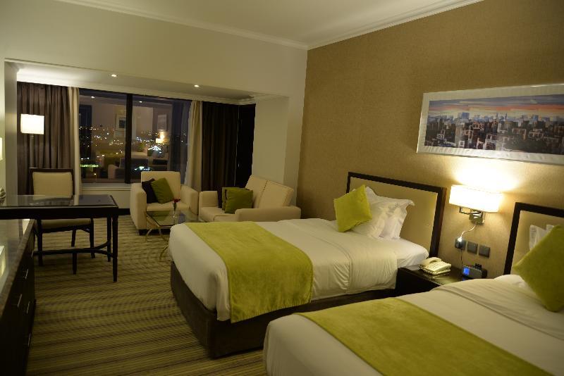 Holiday Inn Al Salam Джеда Екстериор снимка